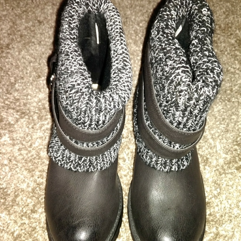 Boots - Picture 2 of 3
